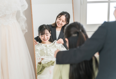 ドレスコーディネーターとしてのインターンシップを経験！