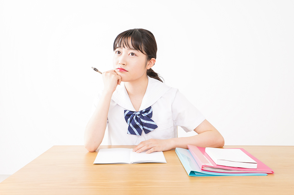 専門学校の資料請求はいつ頃したらいいの？