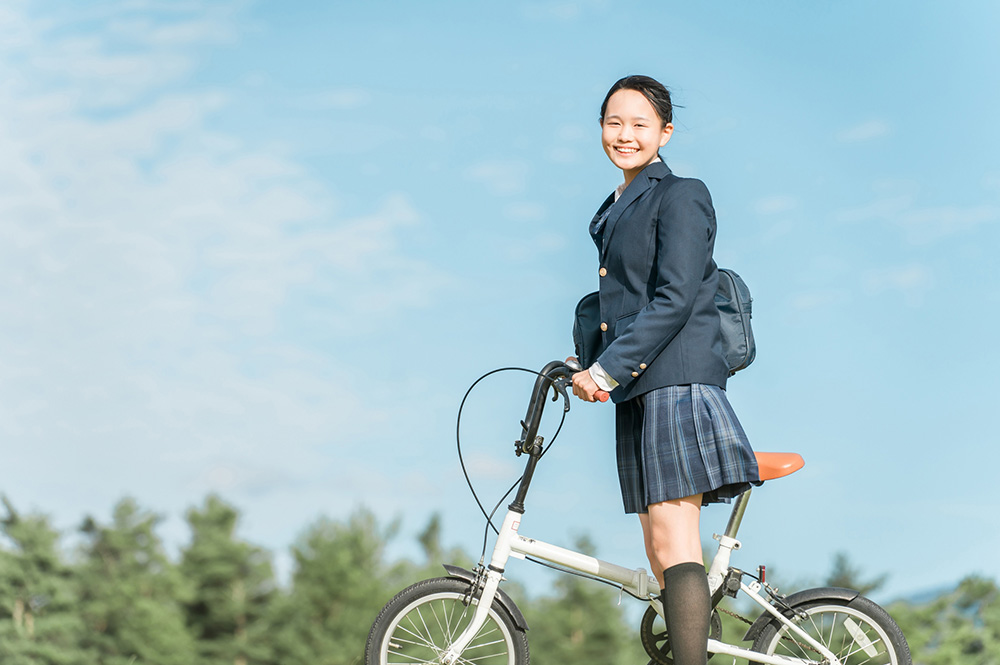 気になる専門学校が見つかったら資料請求しよう